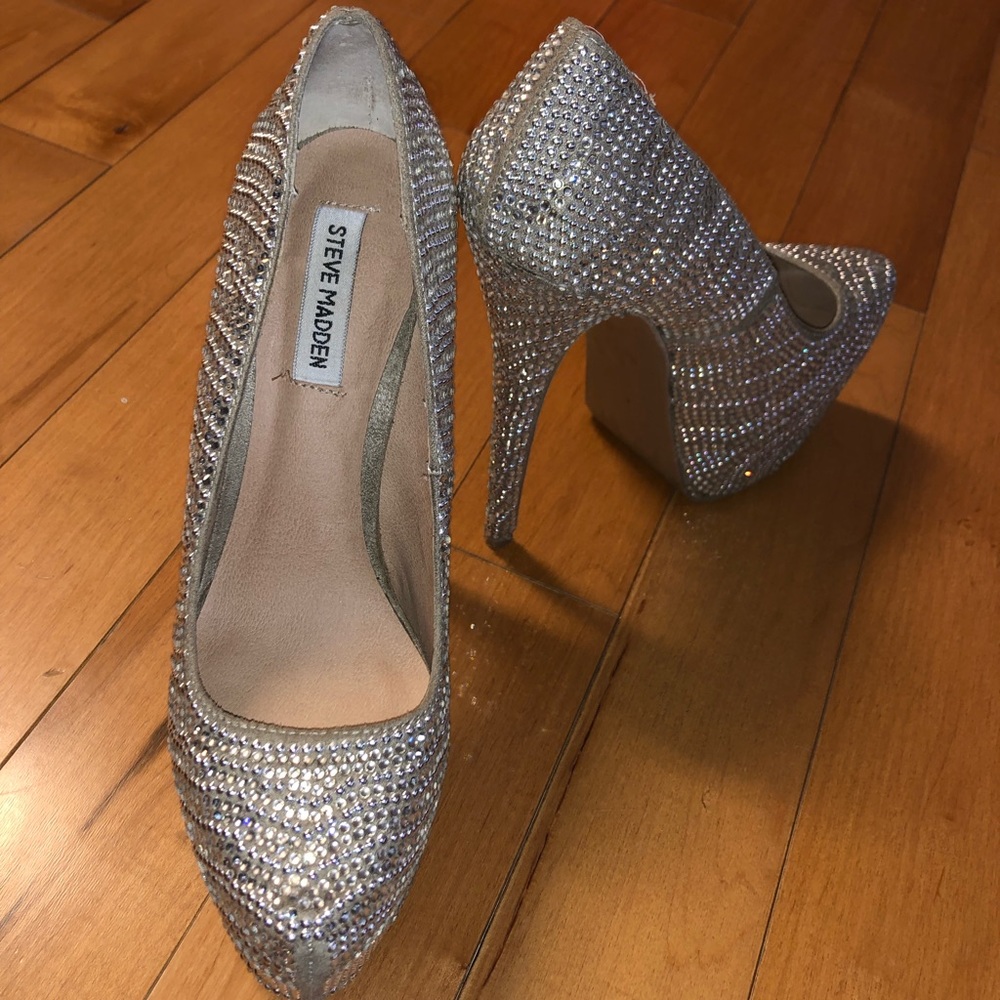 Rare Steve Madden Sparkling Crystal Heels - Picture 7 of 8